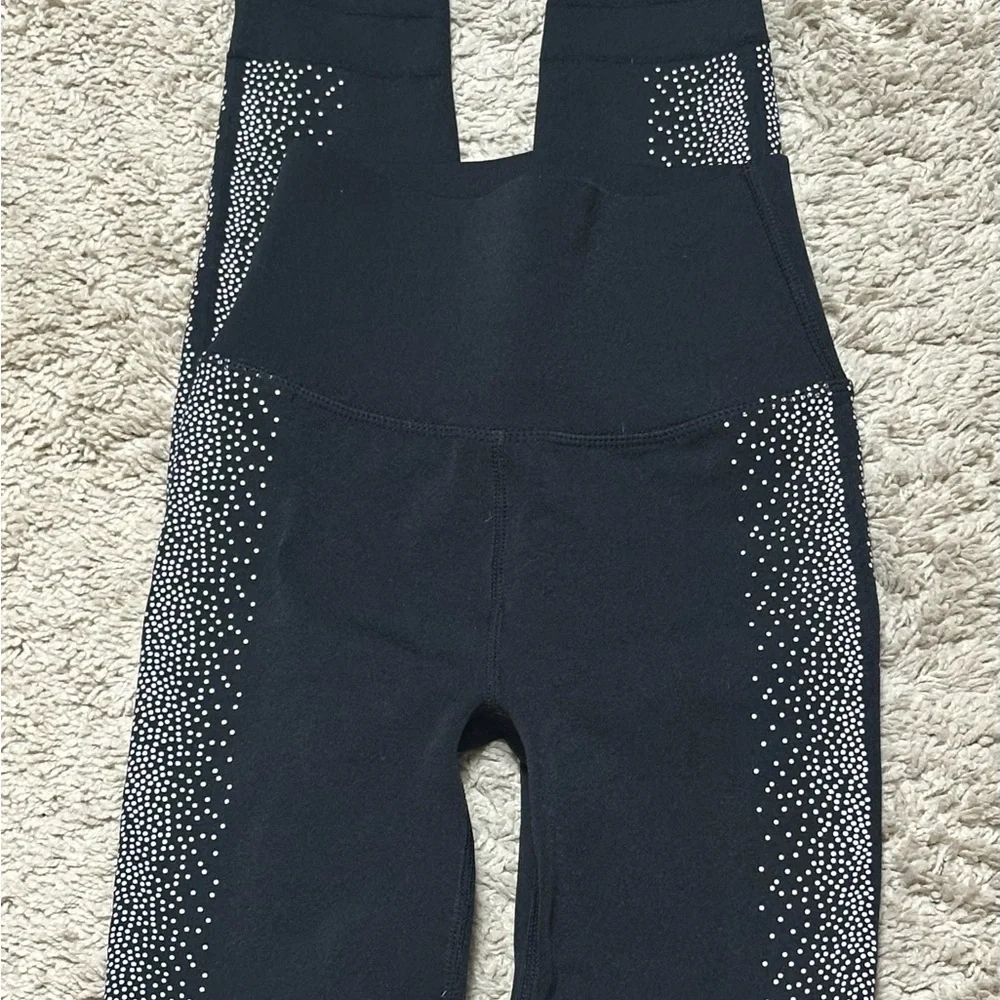 NWOT! Fabletics High-Waisted Sculptknit® Reflective Legging size XS - Picture 5 of 10